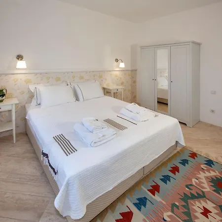 Ev Bharat Butique Hotel, Alaçatı