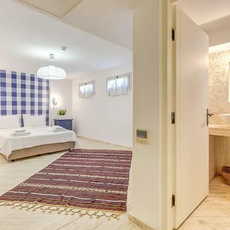 Ev Bharat Butique Hotel,