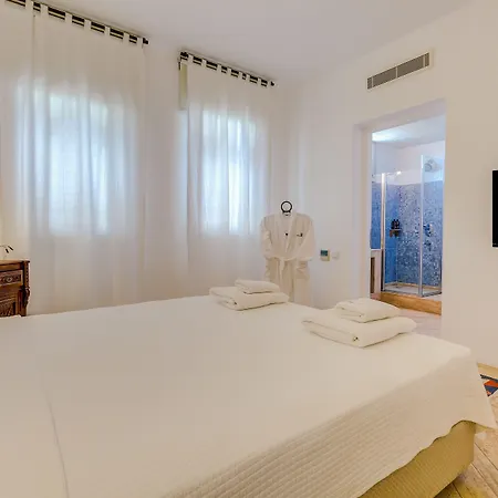 Ev Bharat Butique Hotel, 2* Alaçatı