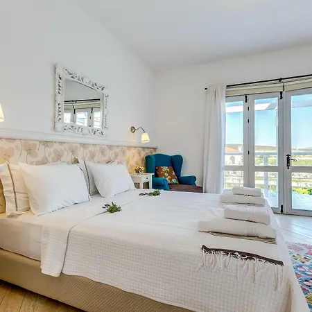 Ev Bharat Butique Hotel,