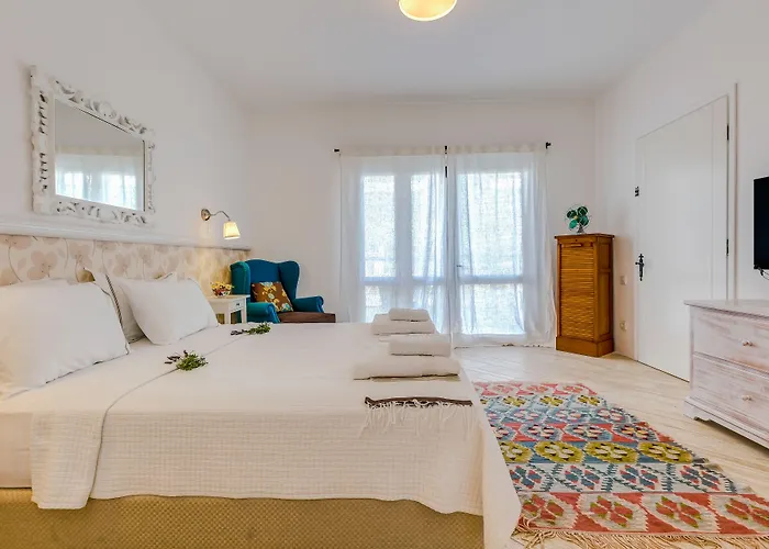 Ev Bharat Butique Hotel, 2*