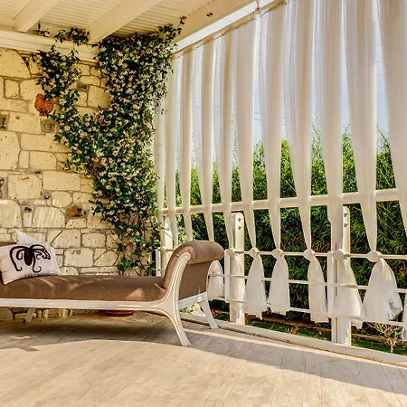 Ev Bharat Butique Hotel, 2* Αλακάτι