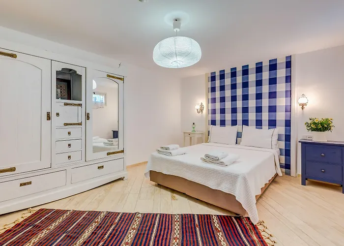 Ev Bharat Butique Hotel, 2* Alaçatı