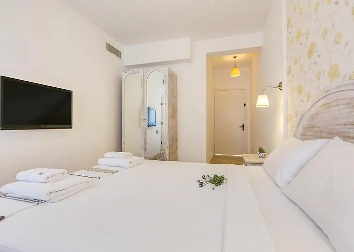 Ev Bharat Butique Hotel, 2* Alaçatı