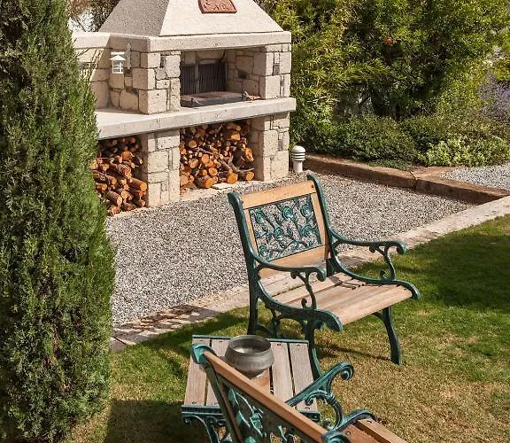 Hotel Ev Bharat Butique Hotel, 2*